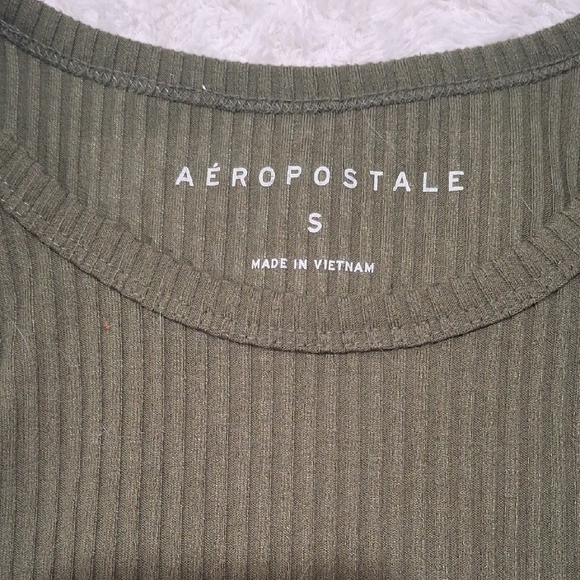 Aeropostale Green Ribbed Sleeveless Crop Top - Picture 2 of 4